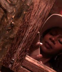 C R Y S 🤠🪐💞🌼