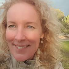 Hello everyone!!🙂 I thought it might be time to introduce myself properly  after a couple of years of lurking behind the scenes! I'm Gabi and I'm the  baker behind My Bellarine Kitchen.