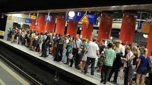 Die gdl will nach eigener aussage am wochenende nicht streiken. Streik In Munchen S Bahn Fahrt Im Stundentakt Munchen Sz De