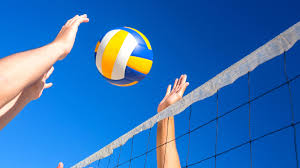 El voleibol, vóleibol, volibol, vólibol, balonvolea o simplemente vóley 1 es un deporte que se juega con una pelota y en el que dos equipos, integrados por seis jugadores cada uno, se enfrentan sobre un área de juego separada por una red central. Los Mejores Balones De Voleibol 2021 Comparativa Y Opiniones
