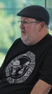 SANTA'S GROTTO'S Town Centre, St Helens This year there are three fantastic  Grotto's across the Town, in St Mary's Market, Tyrers department store and  The Young Carers centre. And with free Town