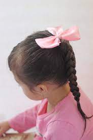 Einfacher Zopf Frisuren Fur Kleine Madchen Rosa Schleife Ideas Hairstyle Frisuren Fur Kleine Madchen Madchen Frisuren Frisur Kleinkind