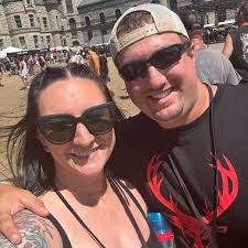 Kyle Weese's Instagram, Twitter & Facebook