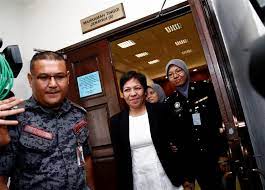 The shah alam high court yesterday feb 26th gave the death penalty to obitube after he was found guilty of trafficking cannabis, also known as marijuana. Malaysia Sets Aussie Grandma Free In Rare Drug Trafficking Case Shine News