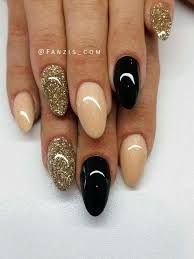 Acrylic Black And Gold Glitter Nails Pin By Thedarlingreads On Nails Inspirace Gold Glitter Nails White Acrylic Nails Glitter Nail Art