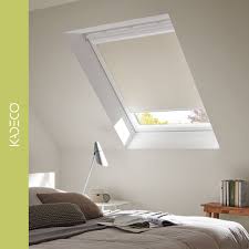 Wer Von Euch Schlaft In Einem Raum Mit Dachfenster In 2020 Dachfenster Rollos Fenster