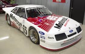 Photos de la ford thunderbird nascar 1988. 1993 Ford Nascar Thunderbird Bud Moore 3 Dog Garage