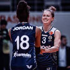 Volleyball s new weapon took unique route to ncaa history home. Usa Volleyball Jordan Thompson Pictured With Kelsey Facebook
