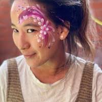 6 "Dianne Bui" profiles