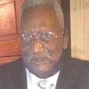 Leon Looney's Instagram, Twitter & Facebook