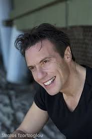 « το παιδί δεν ήρθε ουρανοκατέβατο, υπέστησαν βαρβαρότητα οι. Stratos Tzwrtzogloy Bikipaideia