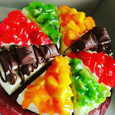 Tidak terlalu komersial dibandingkan dengan china house, kek yang dihidang di sini dibakar segar setiap hari dan perisa kek yang unik menjadi kekuatan utama kafe ini. Pizza Fruit Cheesecake Recipe