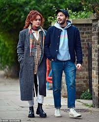 Olivia cooke was born and raised in oldham, a former textile manufacturing town in greater manchester, north west england. Talk Of The Town Is Olivia Set Fair Again For Love Daily Mail Online