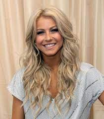 Julianne Hough Net Dancingwiththestars Mar Dancing With The Stars Fans Teilen Deutschland Hair Styles Long Hair Styles Hair Beauty