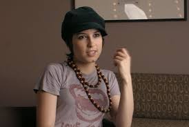 Documentary about the rise of australian singer songwriter missy higgins for the dvd 'tell me yours, and i'll tell you mine'. Missy Higgins Melbourne S Missy Australian Musician Magazineaustralian Musician Magazine