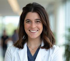 About Michaela Lis, APRN, RNFA