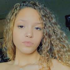 Maranda Moore and Savonte Biddle's Wedding Website