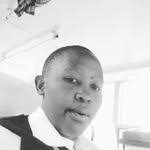 Carolyn Bonar's Instagram, Twitter & Facebook