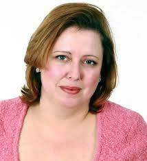 15 Best Short Haircuts For Fat Women To Look Cute