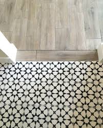 Jonction Carrelage Parquet Quelles Sont Les Options Modernes A Envisager Carrelage Autocollant Plancher De Cuisine En Bois Tuiles De Maison