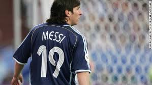 Martes, 13 de abril de 2021. Como Hizo Hugo Tocalli Para Que Messi Jugara En La Seleccion Argentina Cnn Video