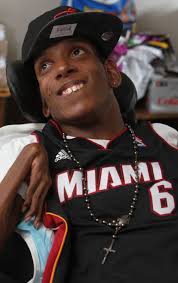 Andre Travis's Instagram, Twitter & Facebook