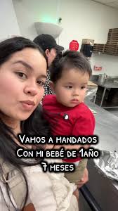 Bebe Haciendo Mandados
