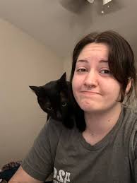 Looking for a masseuse to come to my office to give employees massage for  Christmas present. Total of 7-8 employees.