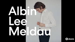 Albin lee meldau framför andas. Albin Lee Meldau Stockholm Den 22 April 2021 Mognare Bredare Och Mer Avslappnad I Sjalvklart Otvungen Show Jps Media