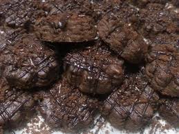 Senang Buat Biskut Raya Kali Ni Resepi Biskut Milo Tabur Ni Guna Sukatan Cawan Je Tak Perlu Timbang Bagai Dah Macam Makan Biskut Famous Am Resep Makanan Kacang