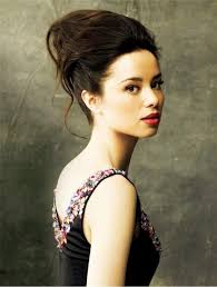 Tierra de lobos is a western set in 19th century spain. Dafne Fernandez Fans Fansdedafnefdez Twitter