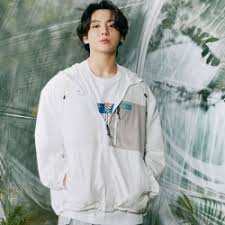 Kostenlose lieferung für viele artikel! Bts