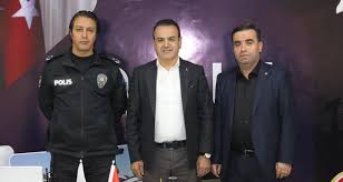 Emniyet müdürü hasan cevher, hakkari devlet hastanesinde yapılan. Sirnak Il Emniyet Mudur Yardimcisi Sn Ismail Konuk Belediye Baskanimiz Sn Sait Urek I Ziyaret Etti