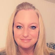 Kimberly Mounce's Instagram, Twitter & Facebook