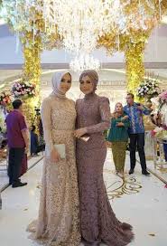 Pin Oleh Farheen Gonowree Di Dress Pakaian Perkawinan Wanita Gaun