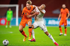 Alle informatie over het nederlands elftal voetbal: Nederlands Elftal Dartelt In Een Voortdurende Beweging Langs Bosnie De Volkskrant