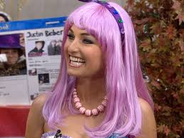 Giada rocks out like a 'California Girl'