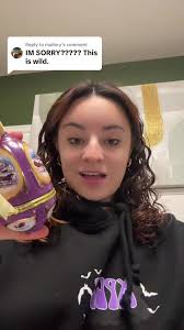 Replying to @mallory a deeper look at the egg!