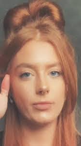 Amber Clowes's Instagram, Twitter & Facebook