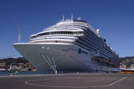 Pin By Jan De Haan On Passagiers Vracht Container Oorlogs Zijlschepen Roei Sleepboten Cruise Ship Cruise Ship