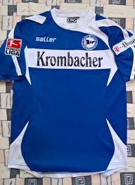 Arminia bielefeld reusch langarm trikot 1996/97 + nr.10 breitkreutz gr.xl top. Arminia Bielefeld Home Football Shirt 2008 2009 Sponsored By Krombacher