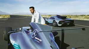 Mercedes Amg Project One Speed Date Mit Lewis Hamilton Mercedes Mercedes Amg Mercedes Benz