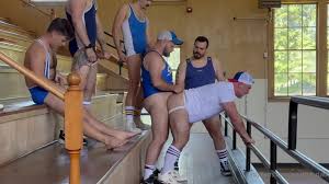 Papa de Seattle – Gangbang du coach Ben – Ensemencé par l’équipe