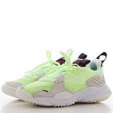 Variante delta llegó a chile: Jordan Wmns Jordan Delta Barely Volt Chile Red Black Sail Bei Kickz Com