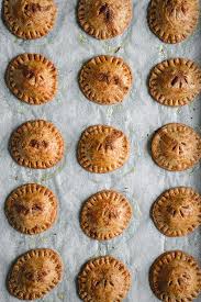 salted caramel apple pie cookies (mini