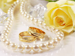 Contains the various types of pre wedding photography following new trends or looking for new ideas to look good,and more. Wedding Rings Wallpapers Group 82