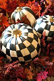 Black And White Checkered Fall Decor Diy Black White Checkered Pumpkins Checkered Pumpkins Mackenzie Childs Diy Painted Pumpkins
