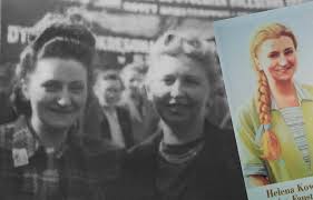 Zobacz, co faustyna (tabakafaustyna) odkrył(a) na pintereście — największej na świecie kolekcji pomysłów. Tak Wygladala S Faustyna Przed Wstapieniem Do Zakonu Foto