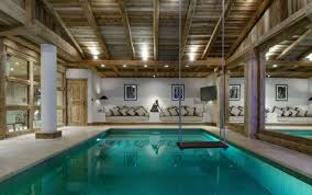 Luxus Skihutte In Den Franzosischen Alpen Chalet Grande Roche Hallenbad Pool Haus Produktdesign