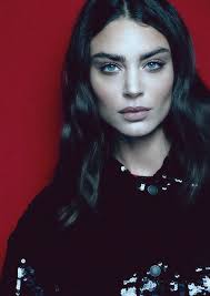 Laura Grassi's Instagram, Twitter & Facebook